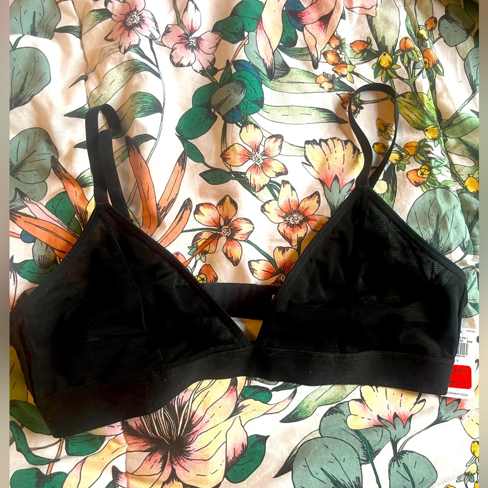 Mesh Triangle Bra (Wireless) New With Tags Size Large Old Navy